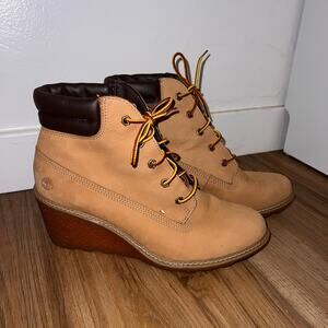 Timberland Women's Amston 6 Inch Wheat Nubuck Wedge Heel Boots Size 9.5